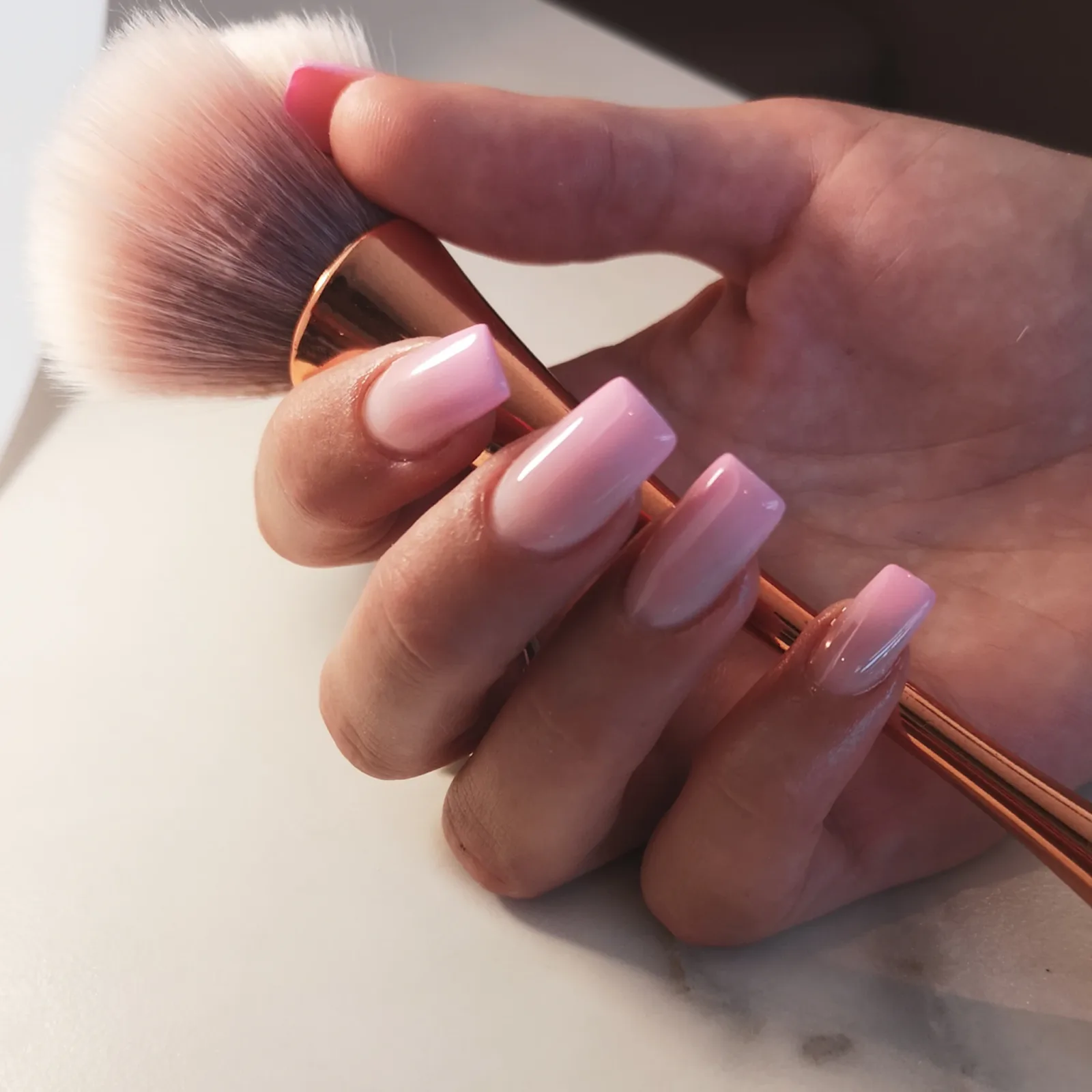 Ongles and Co - Institut de beauté L'Isle-sur-la-Sorgue - Ongles and Co - Photo Galerie - OneBooking