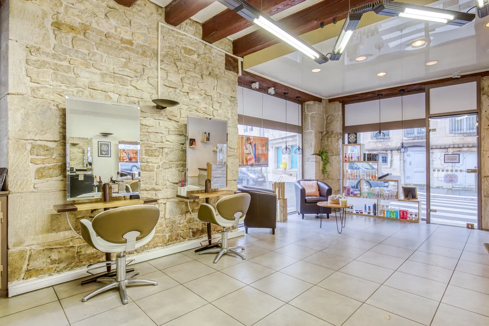 Studio P. - Coiffure Dole - Studio P. - Photo Galerie - OneBooking