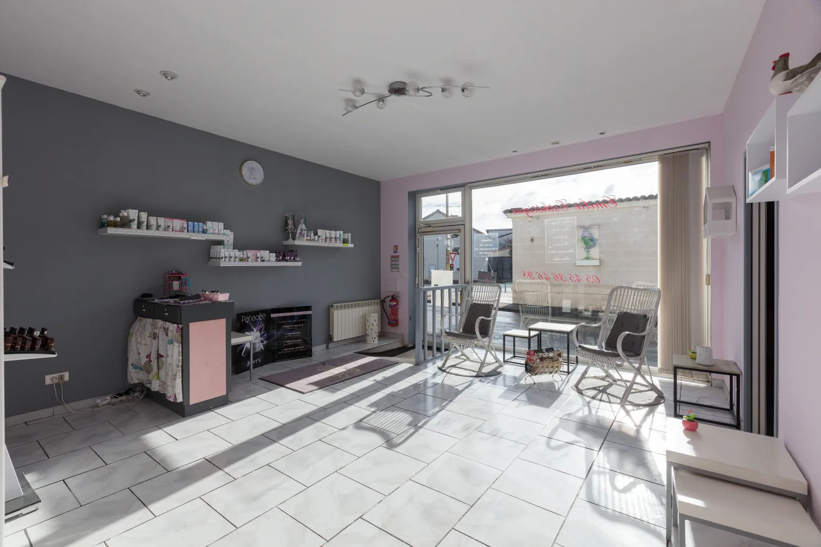 Emilie esthetique - Institut de beauté Cognac - Emilie esthetique - Photo Galerie - OneBooking