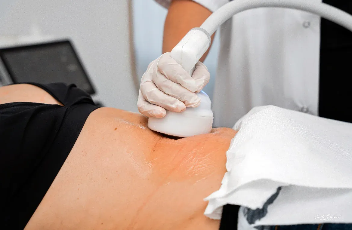Laser Cryo Center - Massage La Penne-sur-Huveaune - Laser Cryo Center - Photo Galerie - OneBooking