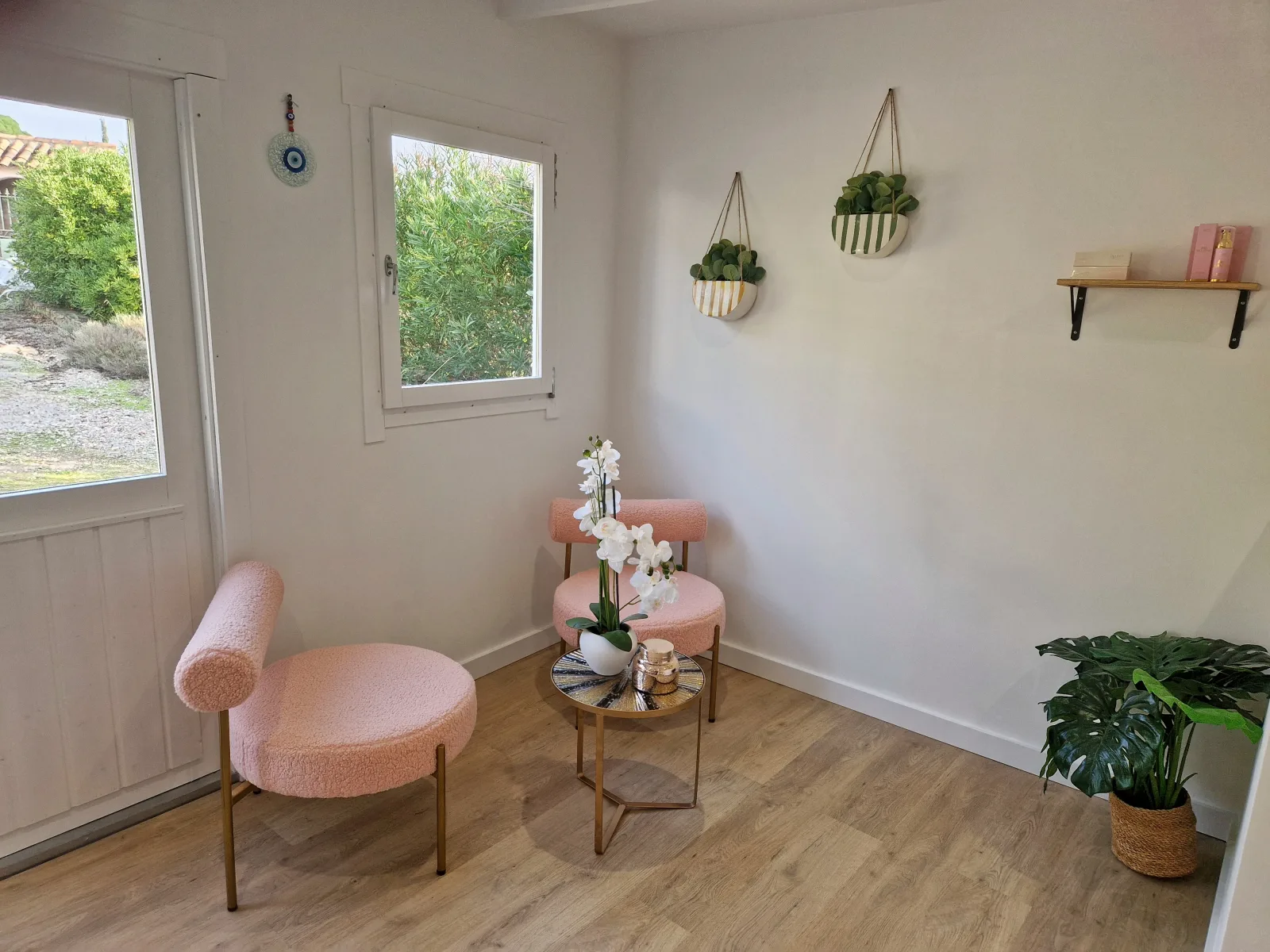 Latelier des cils - Sourcils & cils Vidauban - Latelier des cils - Photo Galerie - OneBooking