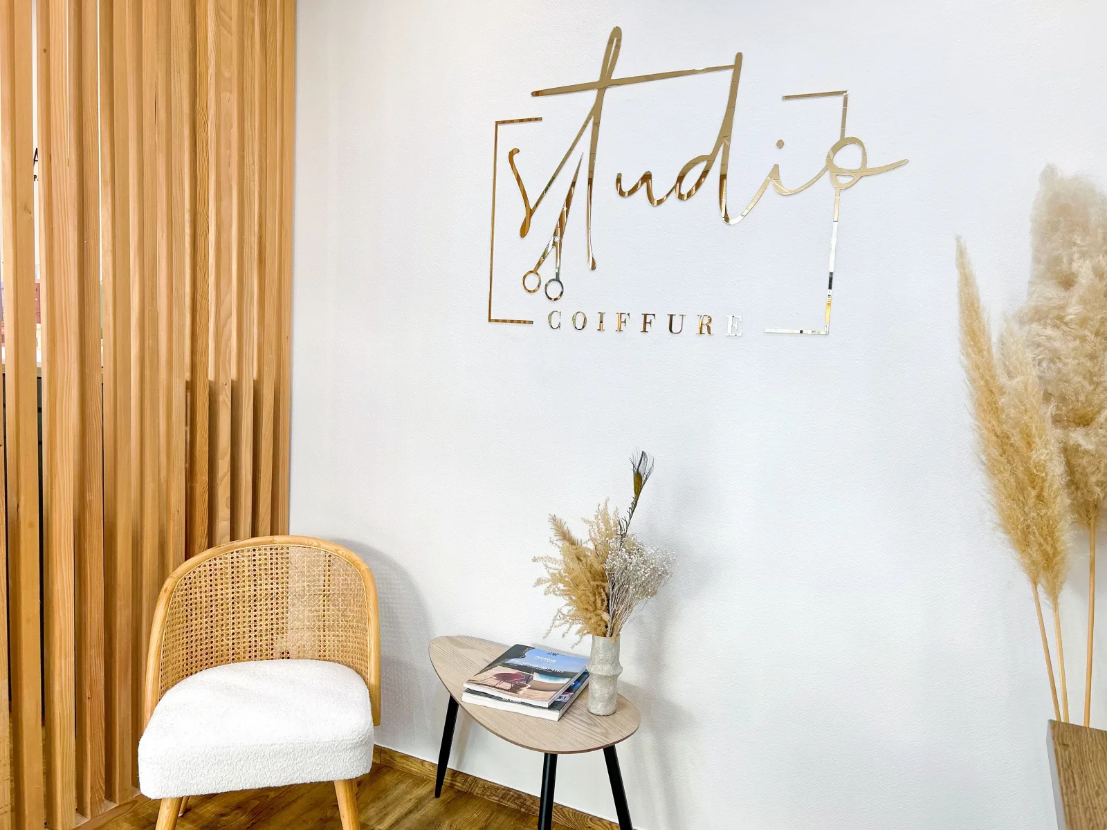 Studio Coiffure 78220 - Coiffure Viroflay - Studio Coiffure 78220 - Photo Galerie - OneBooking