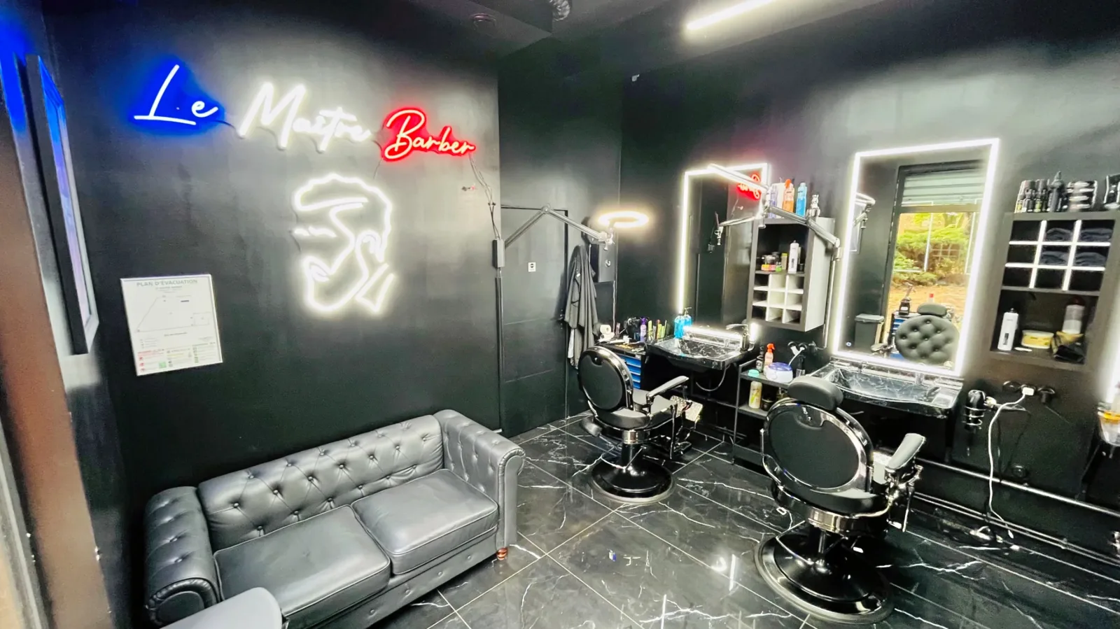 Le Maitre Barber - Coiffure Plaisir - Le Maitre Barber - Photo Galerie - OneBooking