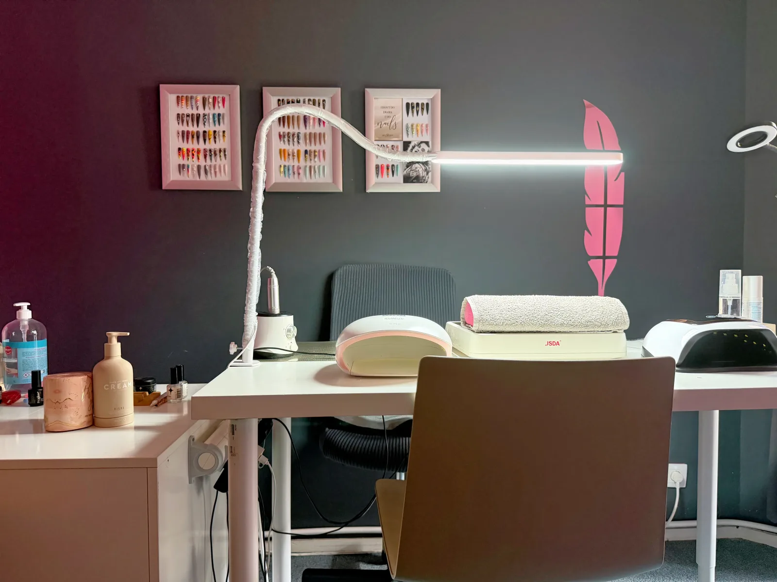 Beauty Nails Caroline - Onglerie Andrésy - Beauty Nails Caroline - Photo Galerie - OneBooking