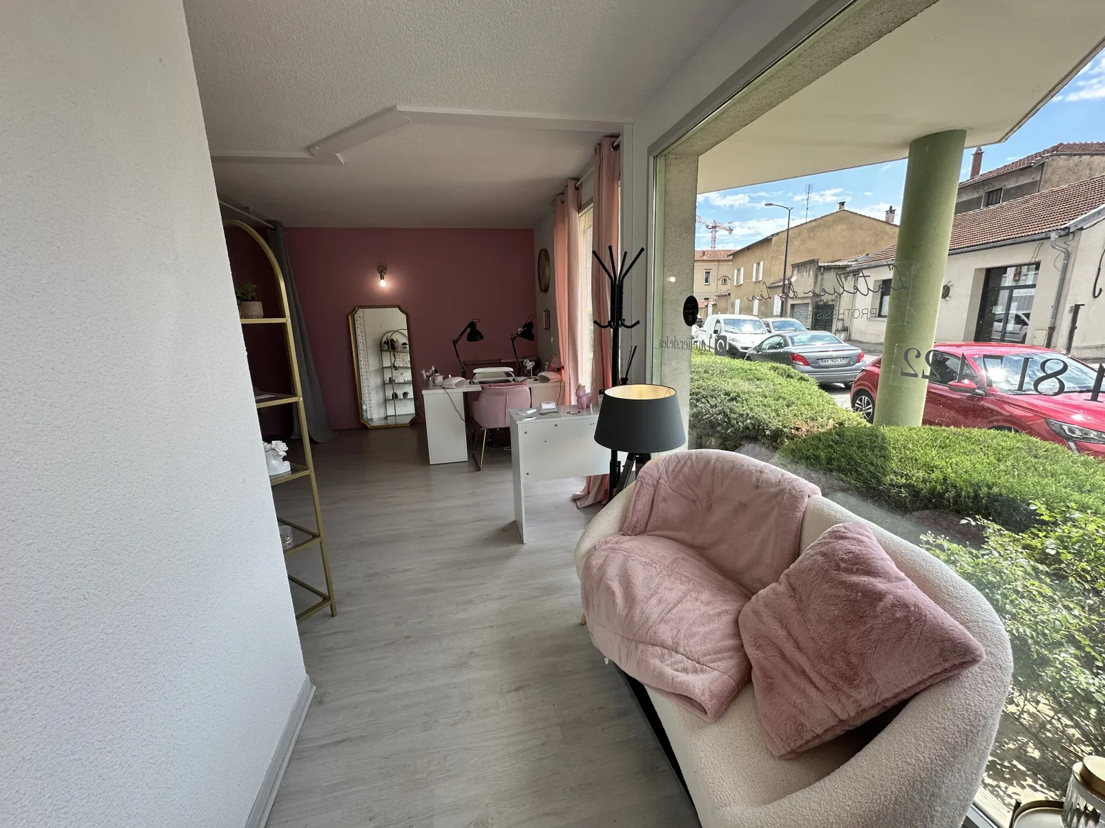 L’atelier de Lea - Onglerie Romans-sur-Isère - L’atelier de Lea - Photo Galerie - OneBooking