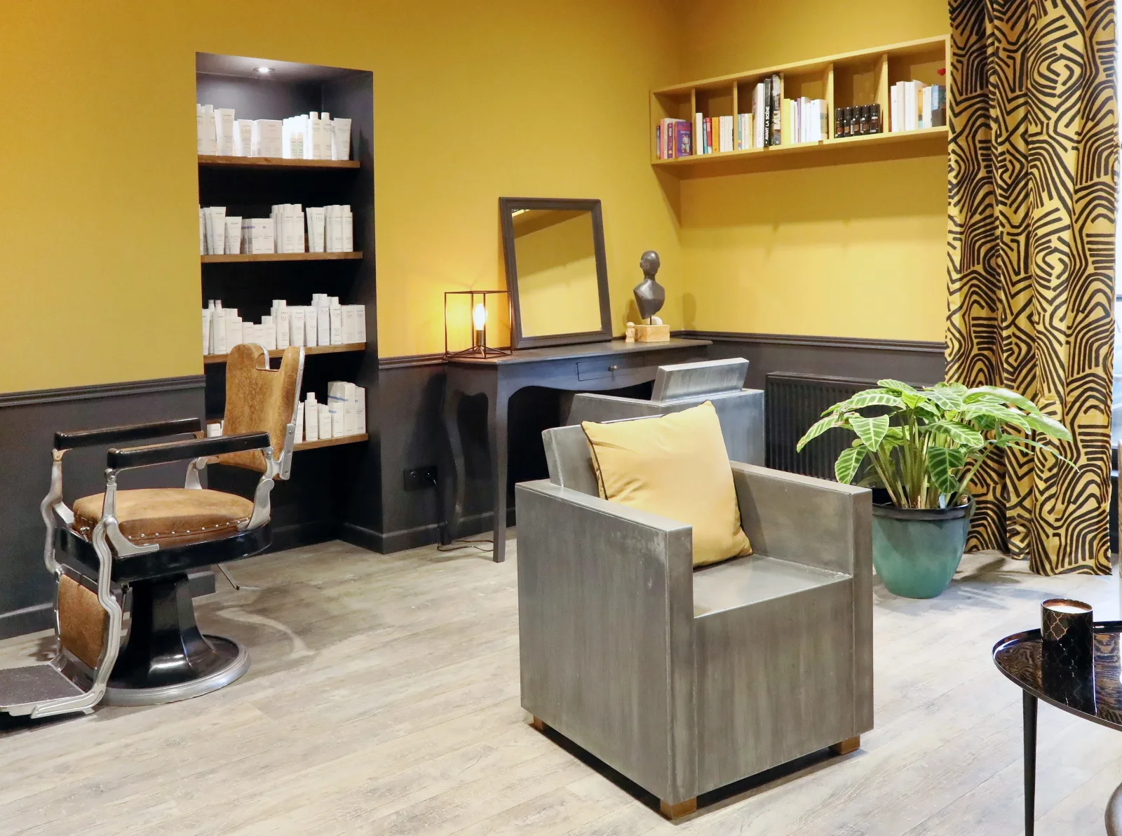 Marie laure en aparté - Coiffure Senlis - Marie laure en aparté - Photo Galerie - OneBooking