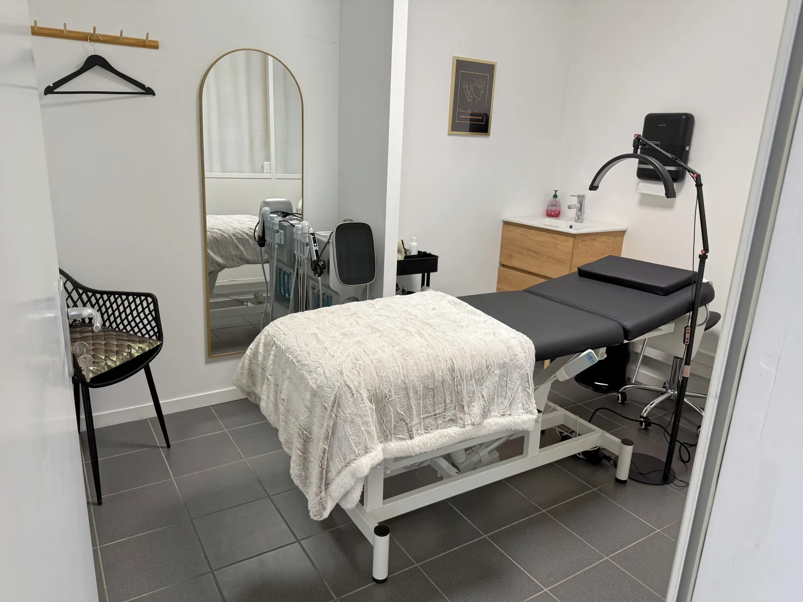 DermExcellence - Institut de beauté Castelsarrasin - DermExcellence - Photo Galerie - OneBooking