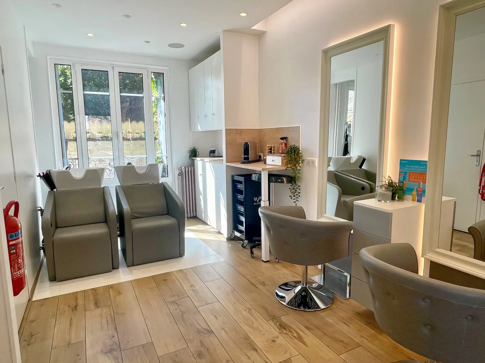 Le salon - Coiffure Viroflay - Le salon - Photo Galerie - OneBooking