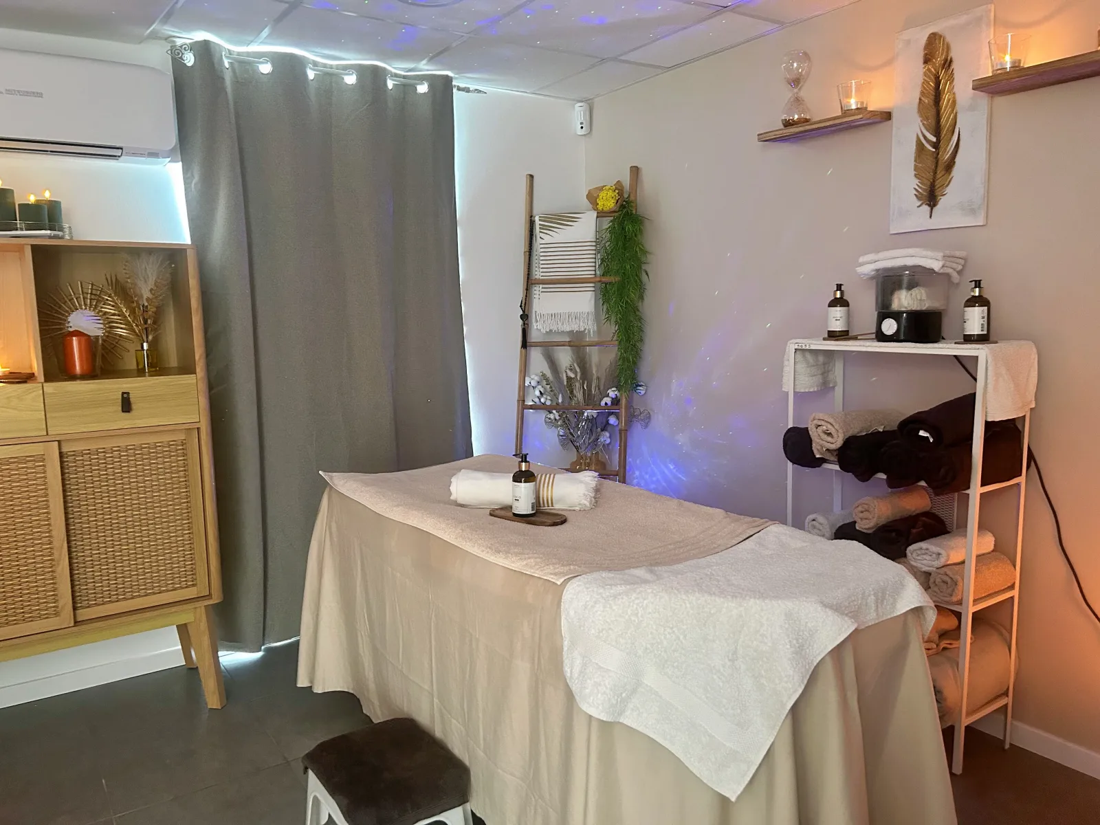 Le Temps d'une Pause - Massage La Seyne-sur-Mer - Le Temps d'une Pause - Head Spa Japonais | Drainage lymphatique | Radiofréquence - Photo Galerie - OneBooking