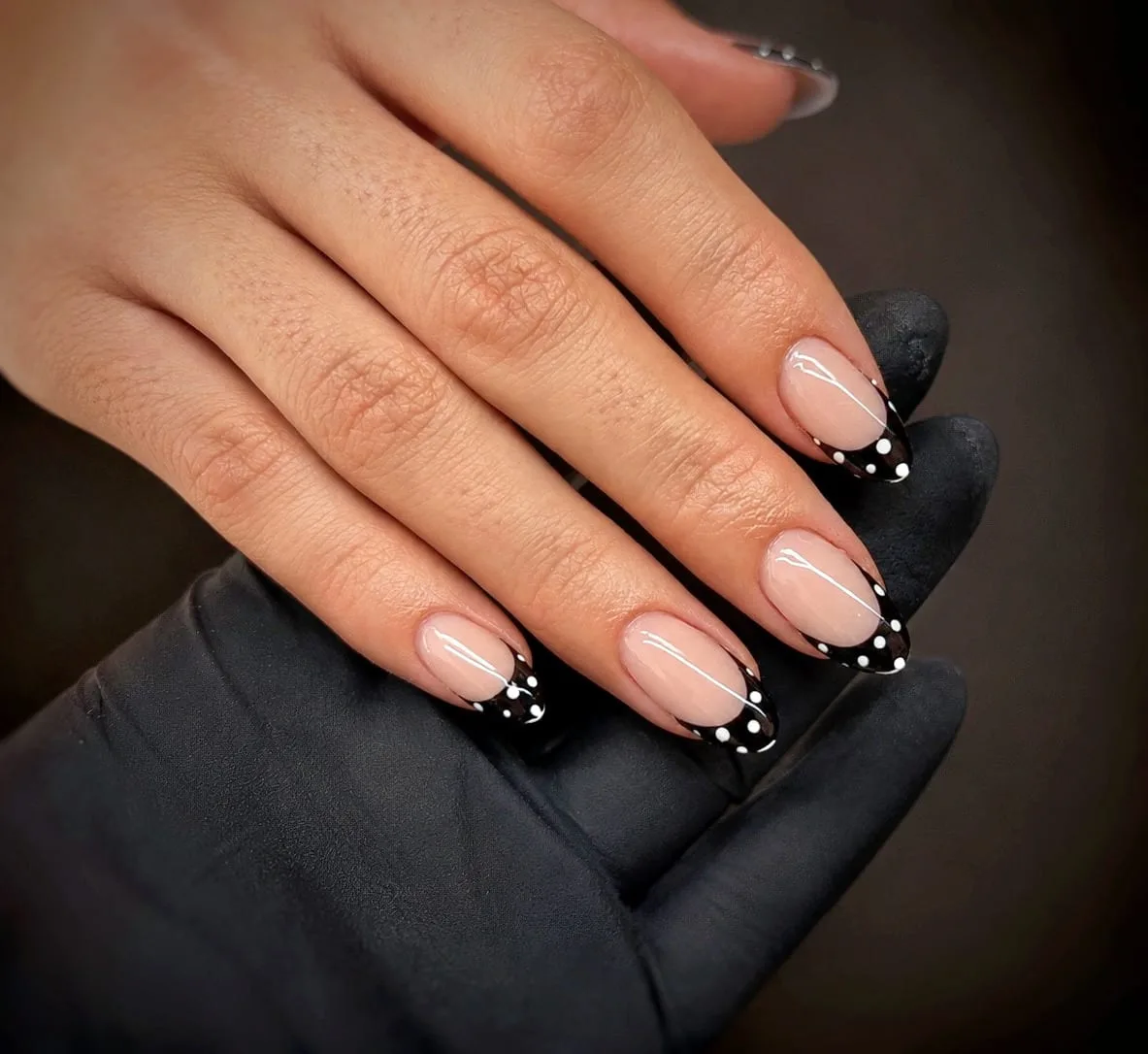 Mélanie Ongles - Onglerie Cuers - Mélanie Ongles - Photo Galerie - OneBooking