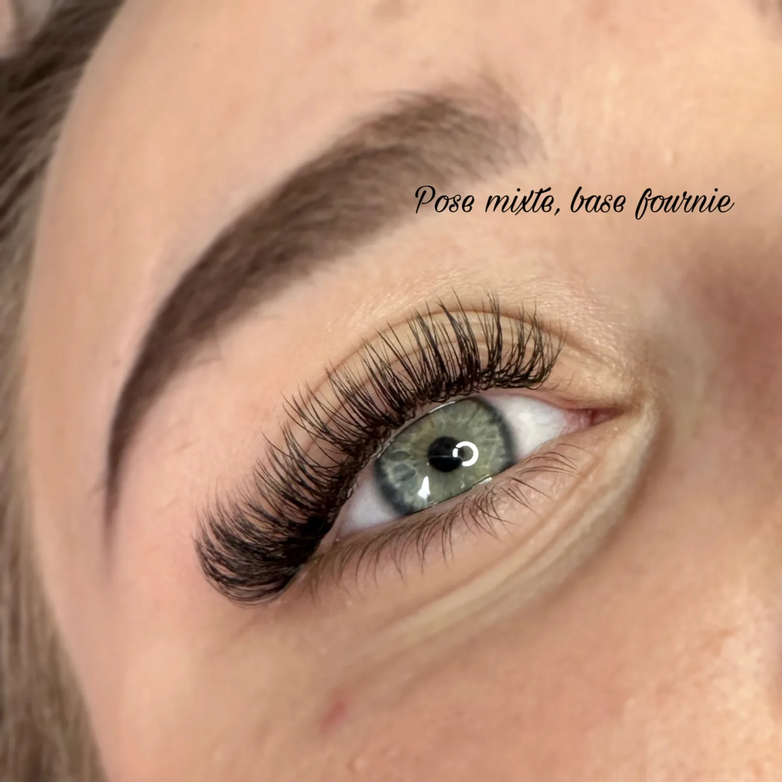 Venusia beauty - Sourcils & cils Illkirch-Graffenstaden - Venusia beauty - Photo Galerie - OneBooking