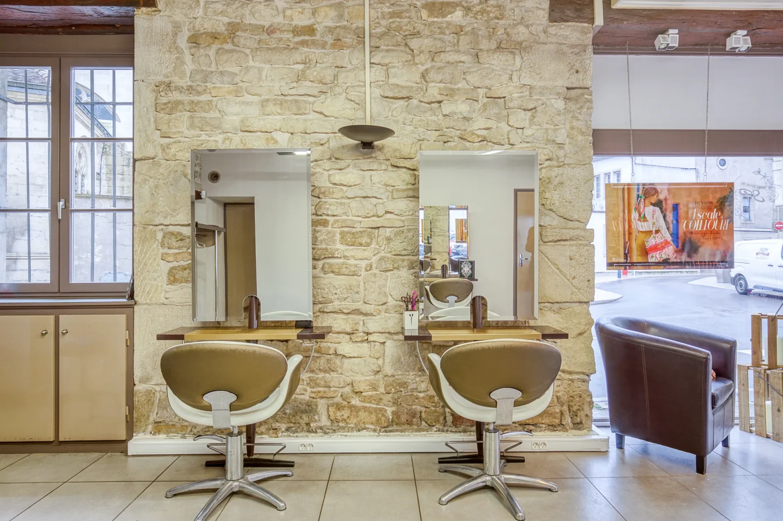 Studio P. - Coiffure Dole - Studio P. - Photo Galerie - OneBooking
