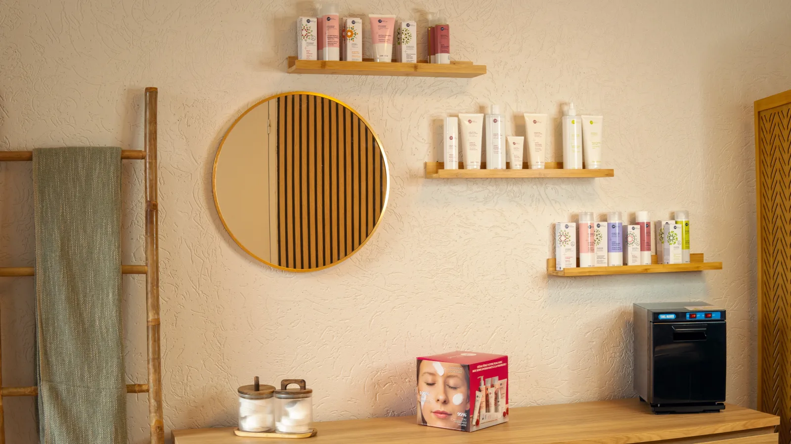 L'instant Perla ( réservé aux femmes ) - Institut de beauté Bois-le-Roi - L'instant Perla ( réservé aux femmes ) - Photo Galerie - OneBooking