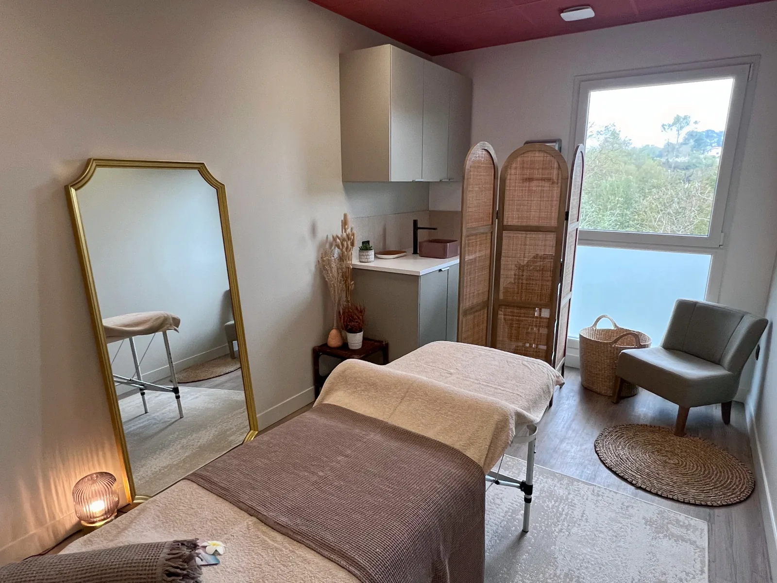 Mohea Renata - Massage Saint-Jean-de-Luz - Mohea Renata - Photo Galerie - OneBooking