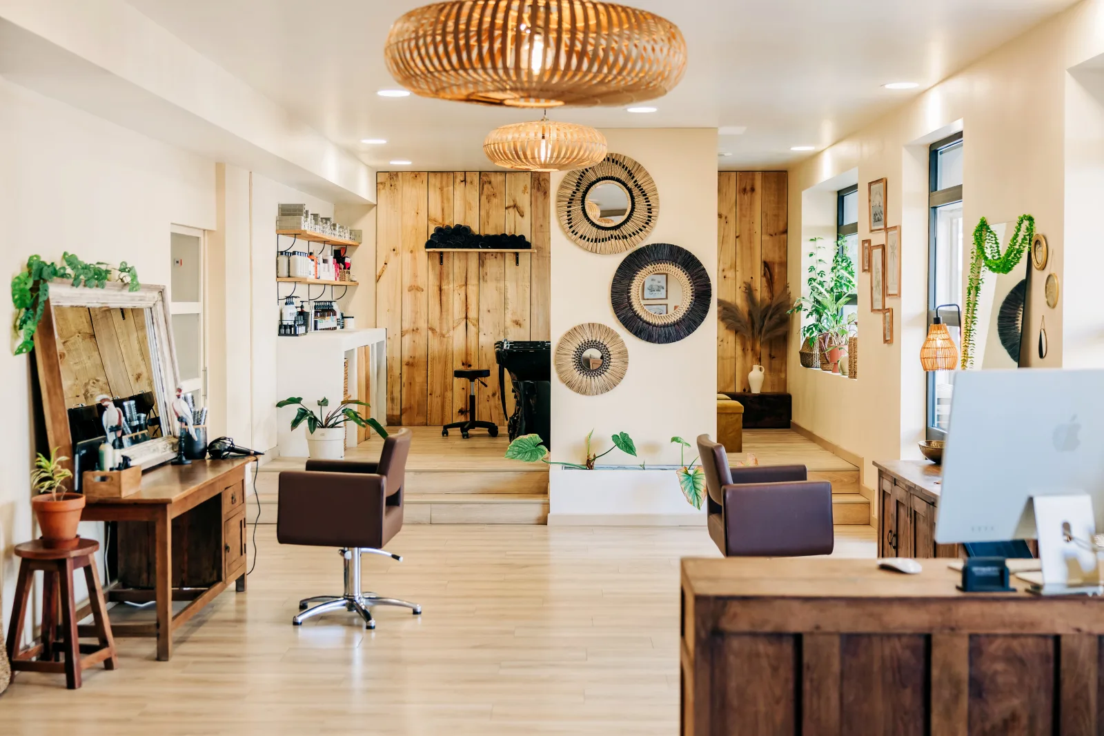 Olivia & Quentin - Coiffure Saint-Denis - Olivia & Quentin - Photo Galerie - OneBooking