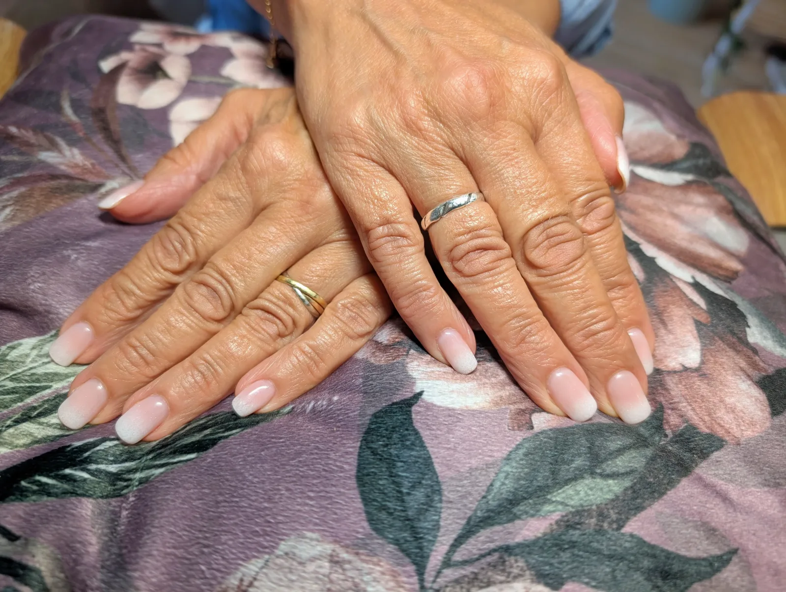Le Boudoir d'Amandine - Beauté des ongles et du regard - Onglerie Rang-du-Fliers - Le Boudoir d'Amandine - Beauté des ongles et du regard - Photo Galerie - OneBooking