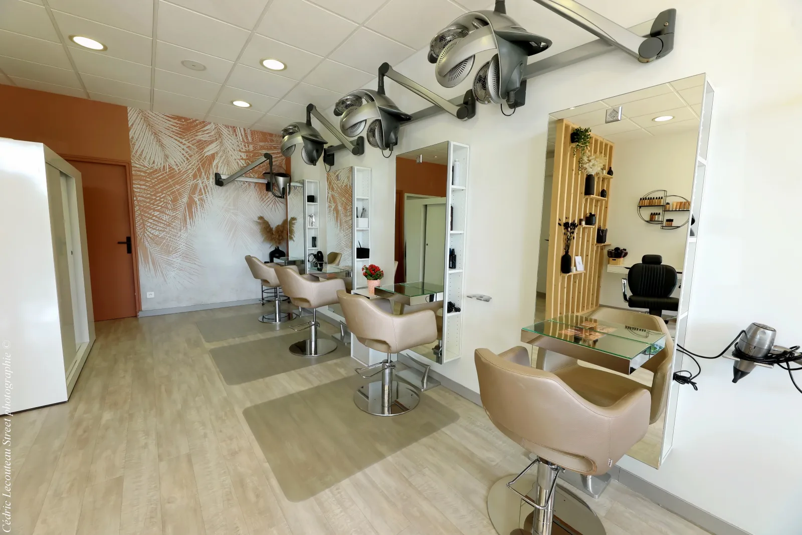 Artistika - Coiffure Saint-Apollinaire - Artistika - Photo Galerie - OneBooking