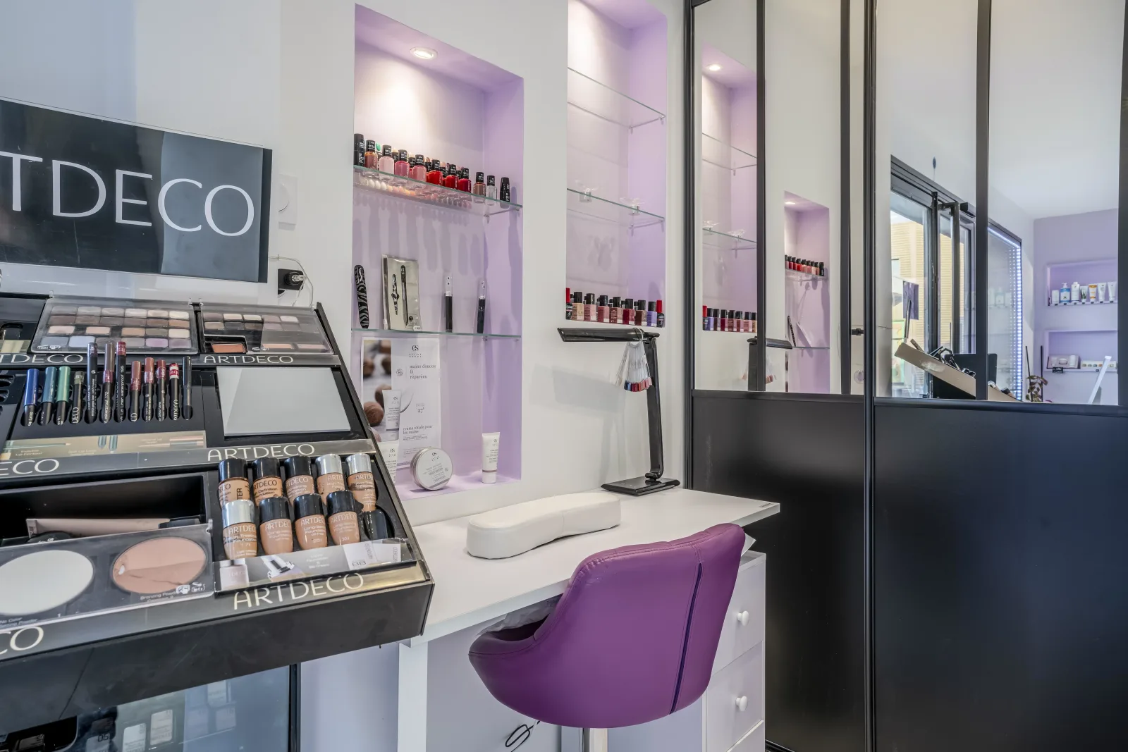 Soie Joly - Institut de beauté La Chapelle-sur-Erdre - Soie Joly - Photo Galerie - OneBooking