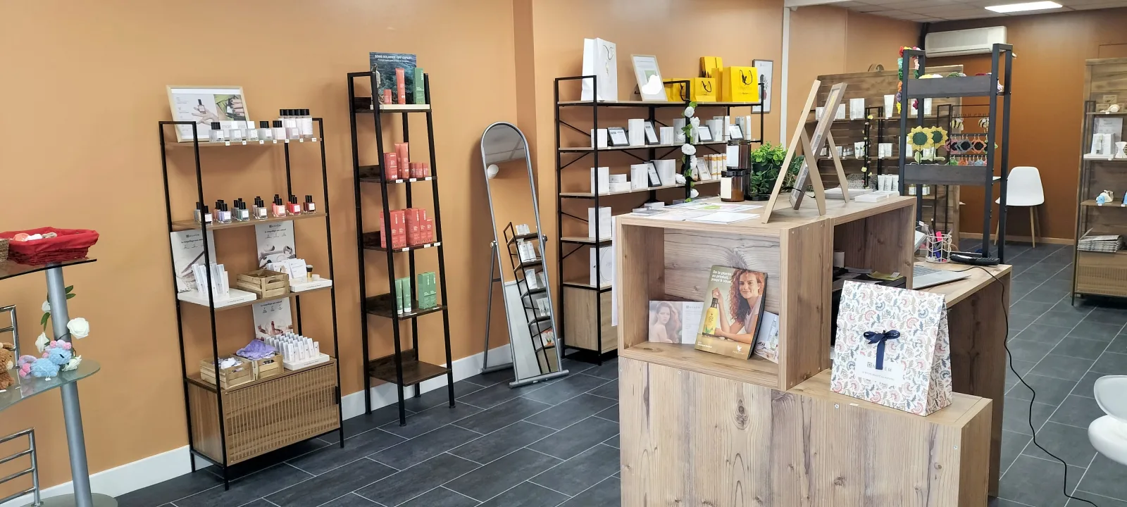 Partenaire Beauté - Onglerie Mayenne - Partenaire Beauté - Photo Galerie - OneBooking