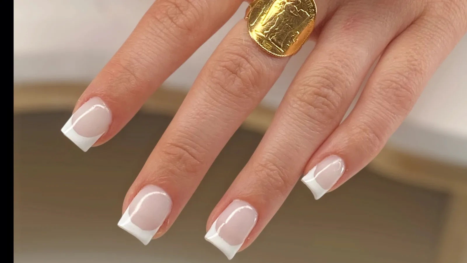 Girls & Nails - Onglerie Carbonne - Girls & Nails - Photo Galerie - OneBooking