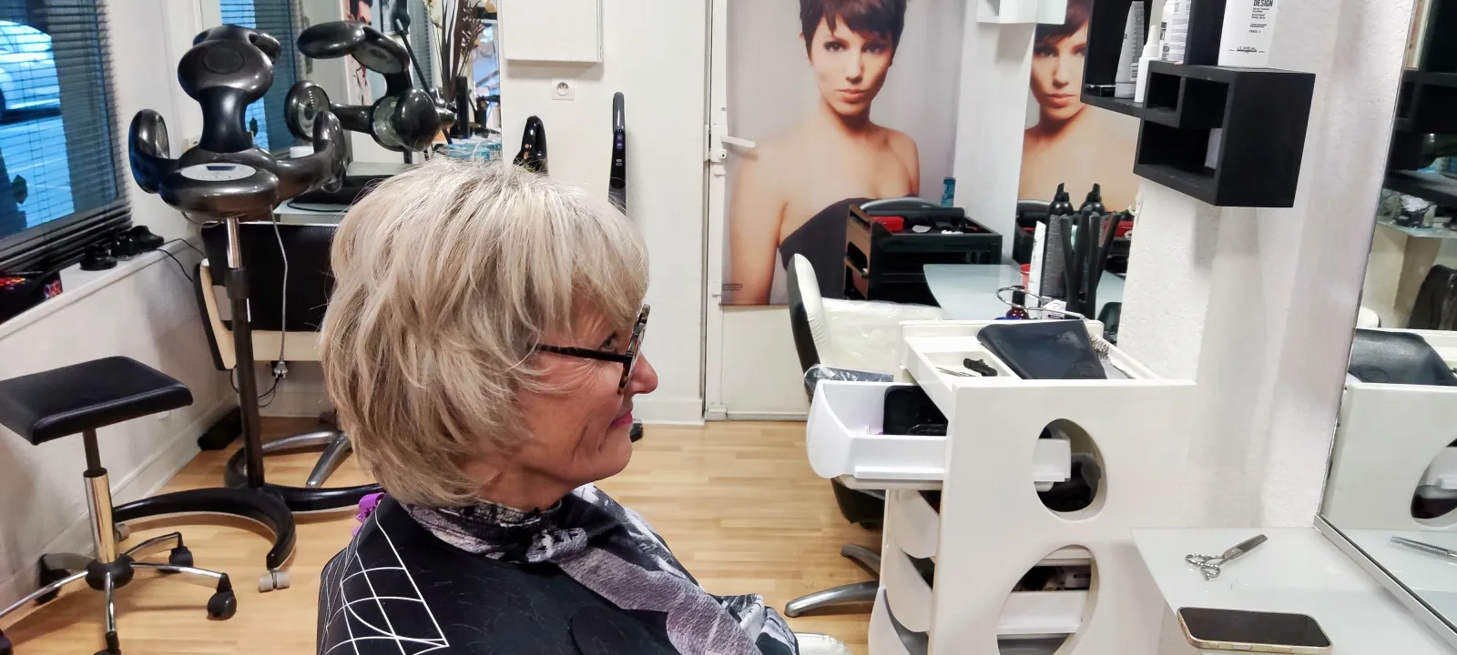 Salon Jeanna - Coiffure La Rochelle - Salon Jeanna - Photo Galerie - OneBooking