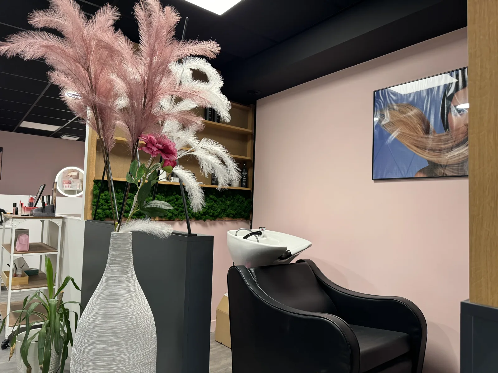 BEAUTY STUDIO Rose poudré L'institut - Onglerie Divonne-les-Bains - BEAUTY STUDIO Rose poudré L'institut - Photo Galerie - OneBooking