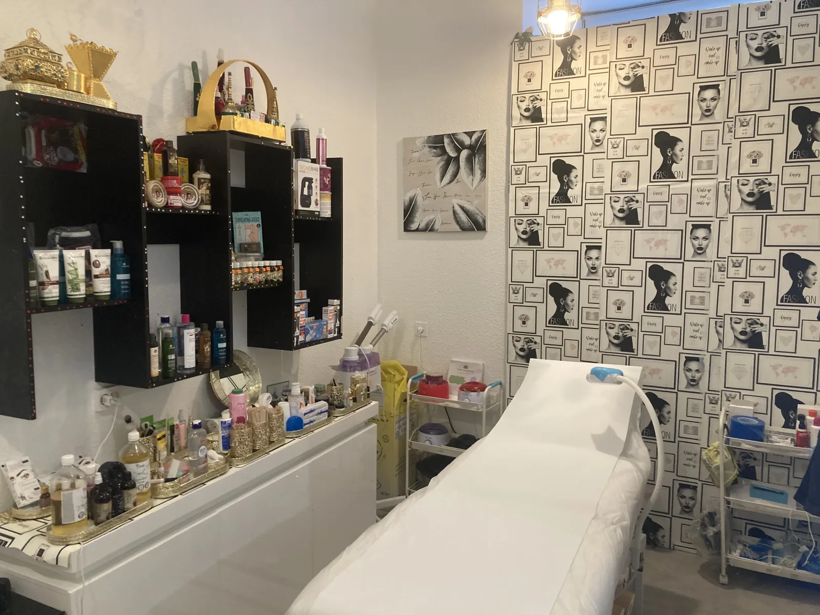 Les Secrets De Bella - Coiffure Saint-Claude - Les Secrets De Bella - Photo Galerie - OneBooking