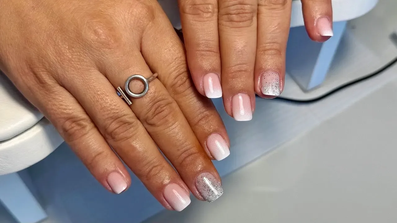 Les Ongles de Nat - Onglerie Le Pradet - Les Ongles de Nat - Photo Galerie - OneBooking