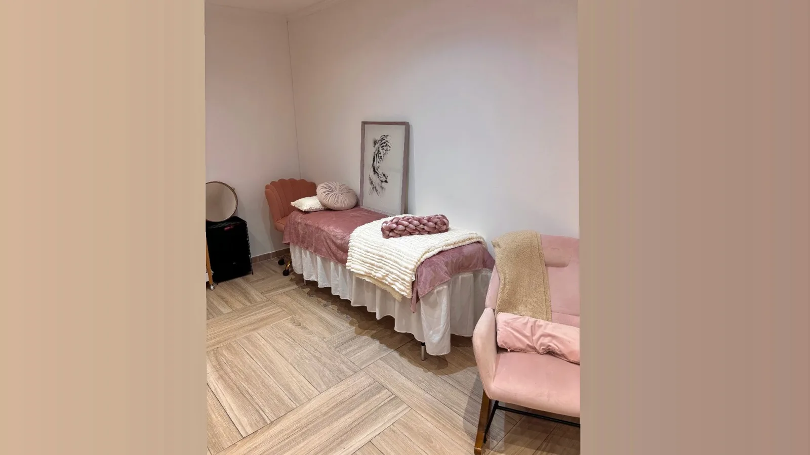 MH BEAUTY STUDIO - Institut de beauté Vidauban - MH BEAUTY STUDIO - Photo Galerie - OneBooking