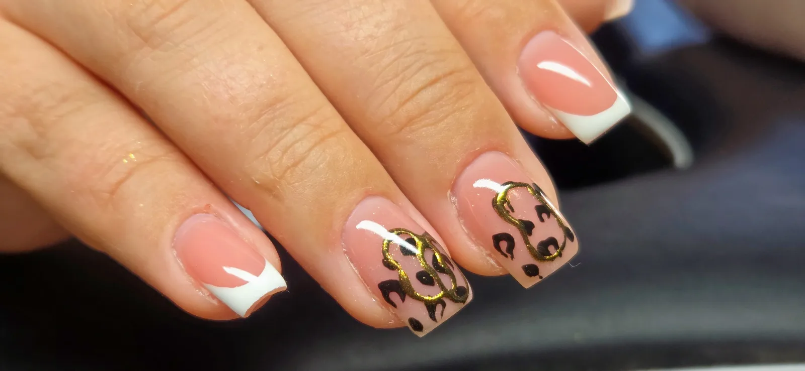 Nail&co custom - Institut de beauté Moulins - Nail&co custom - Photo Galerie - OneBooking