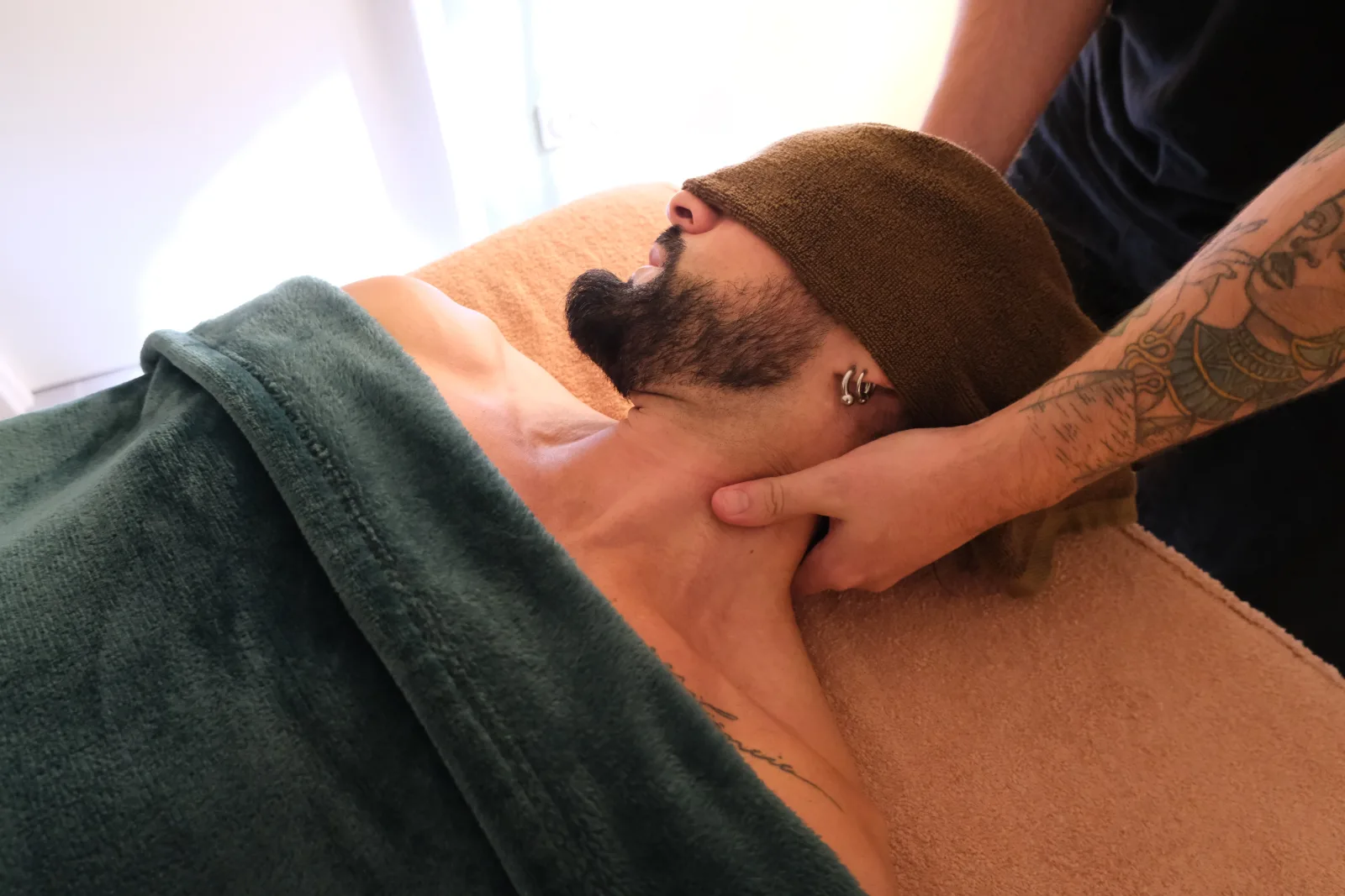 Handmade by Mathias B - Massage Cenon - Handmade by Mathias B - Photo Galerie - OneBooking
