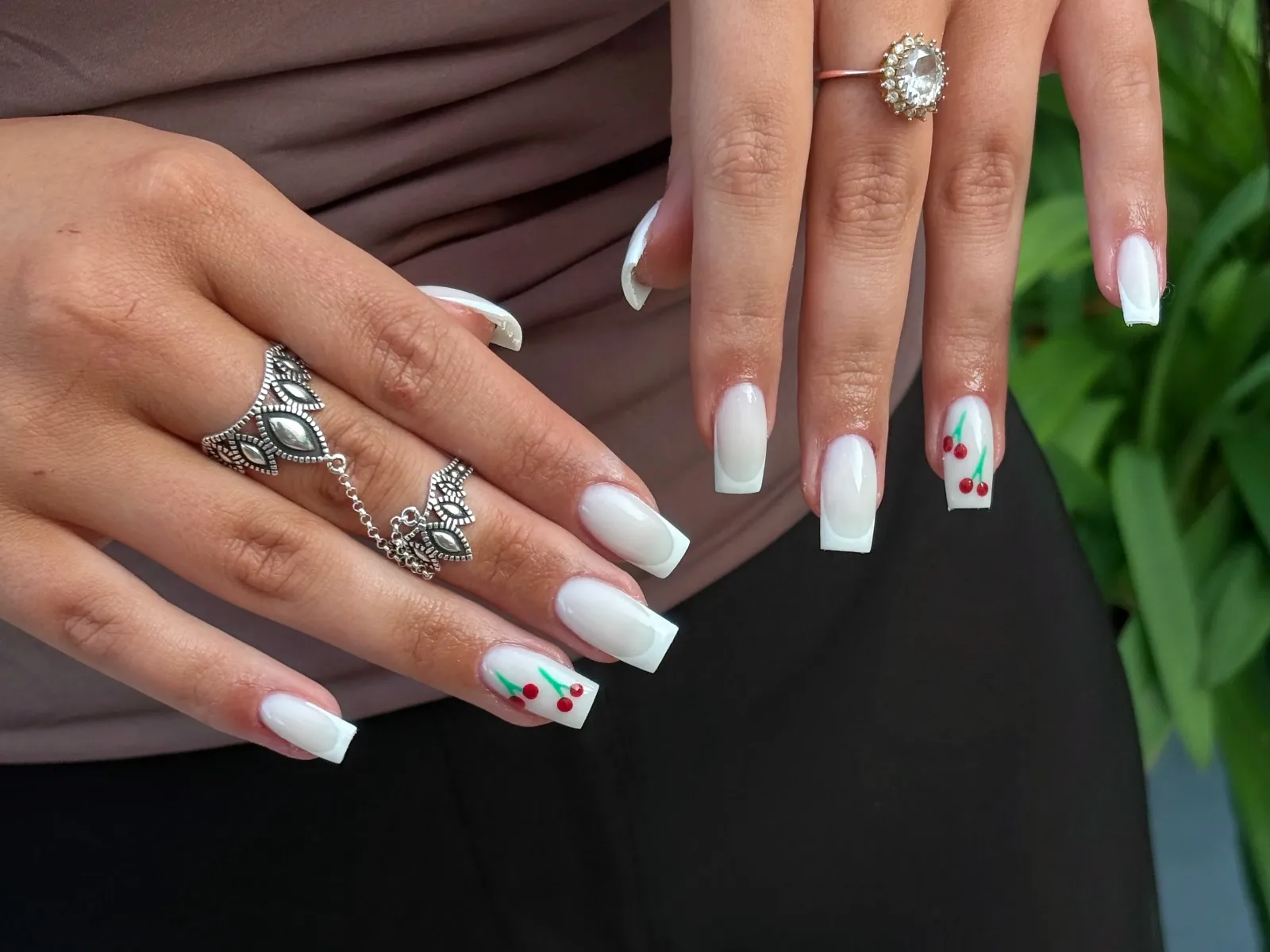 Mina Beauty - Ongles&Cils - Onglerie Bonneuil-sur-Marne - Mina Beauty - Ongles&Cils - Photo Galerie - OneBooking