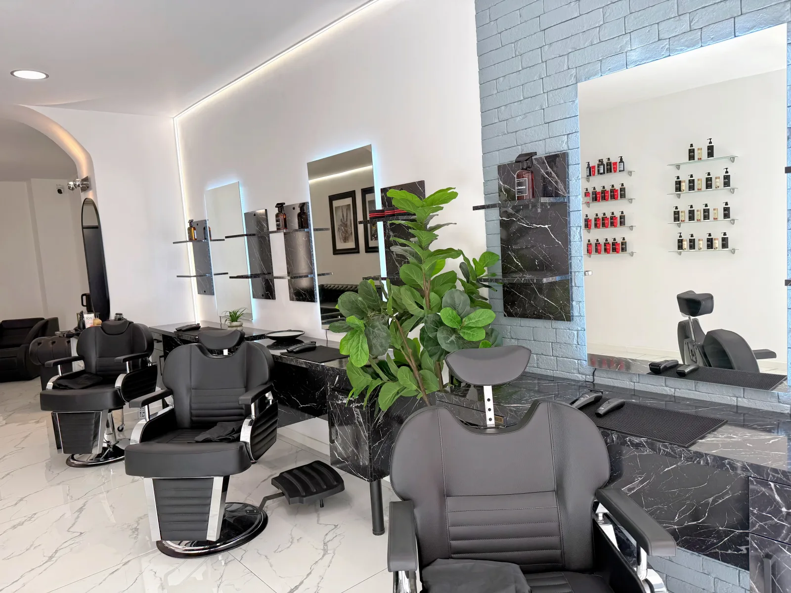 Golden Barber - Golden Glam - Coiffure Roanne - Golden Barber - Golden Glam - Photo Galerie - OneBooking