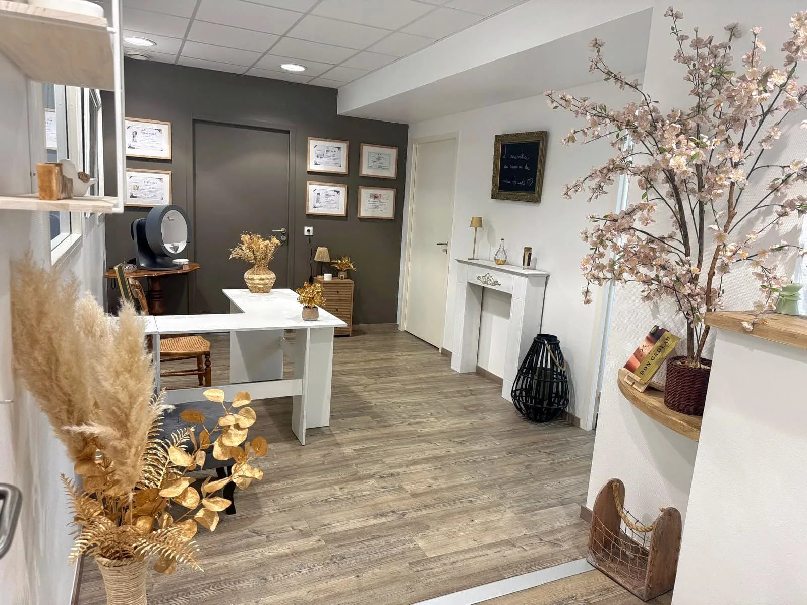 Cabinet Smooth Skin - Institut de beauté Roanne - Cabinet Smooth Skin - Photo Galerie - OneBooking
