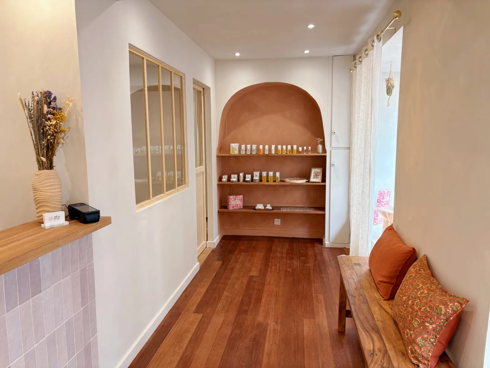 Atelier Beauté Laurie - Institut de beauté Saint-Jean-de-Luz - Atelier Beauté Laurie - Photo Galerie - OneBooking