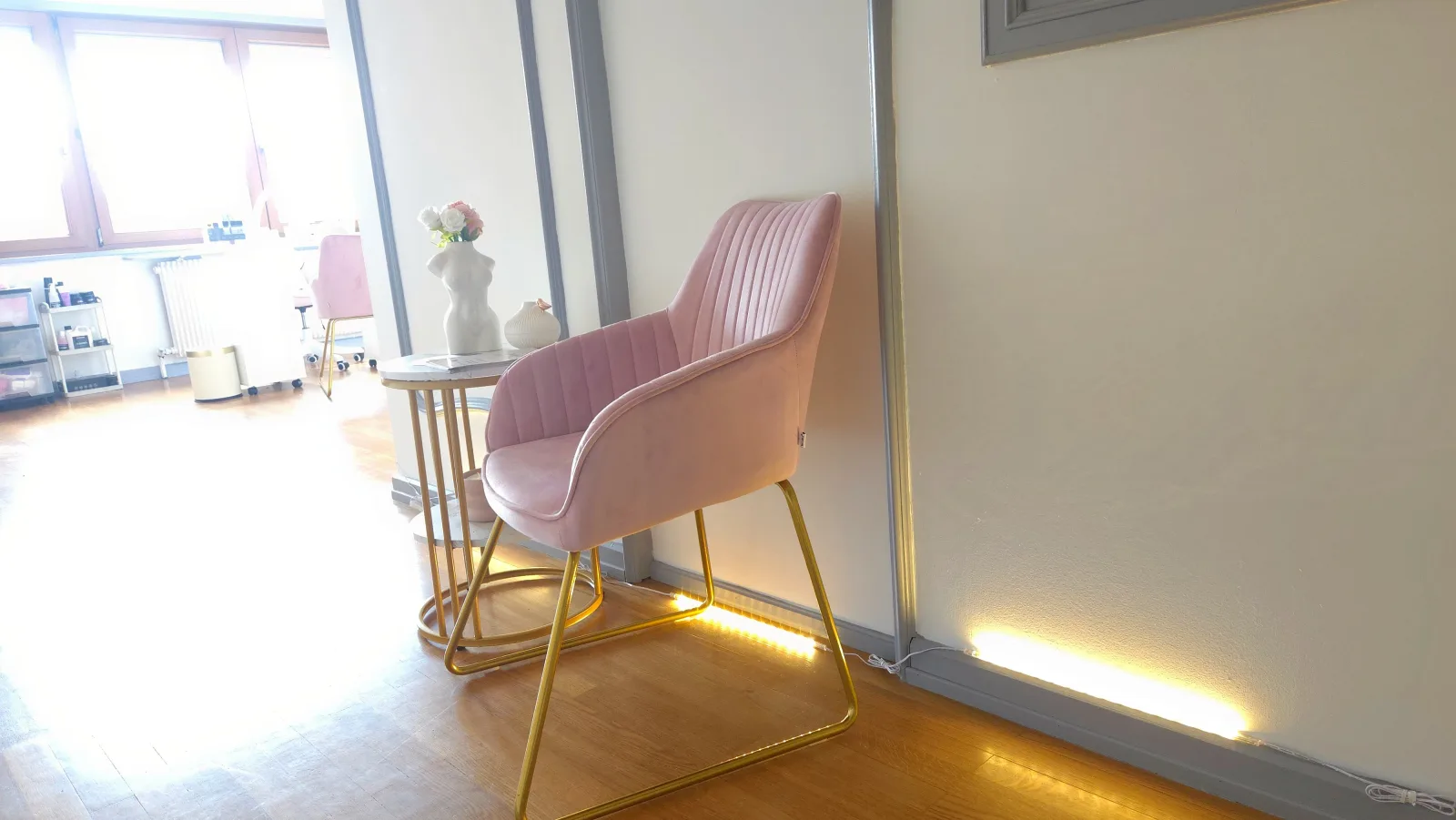 Jenny's Nail Salon - Onglerie Geispolsheim - Jenny's Nail Salon - Photo Galerie - OneBooking