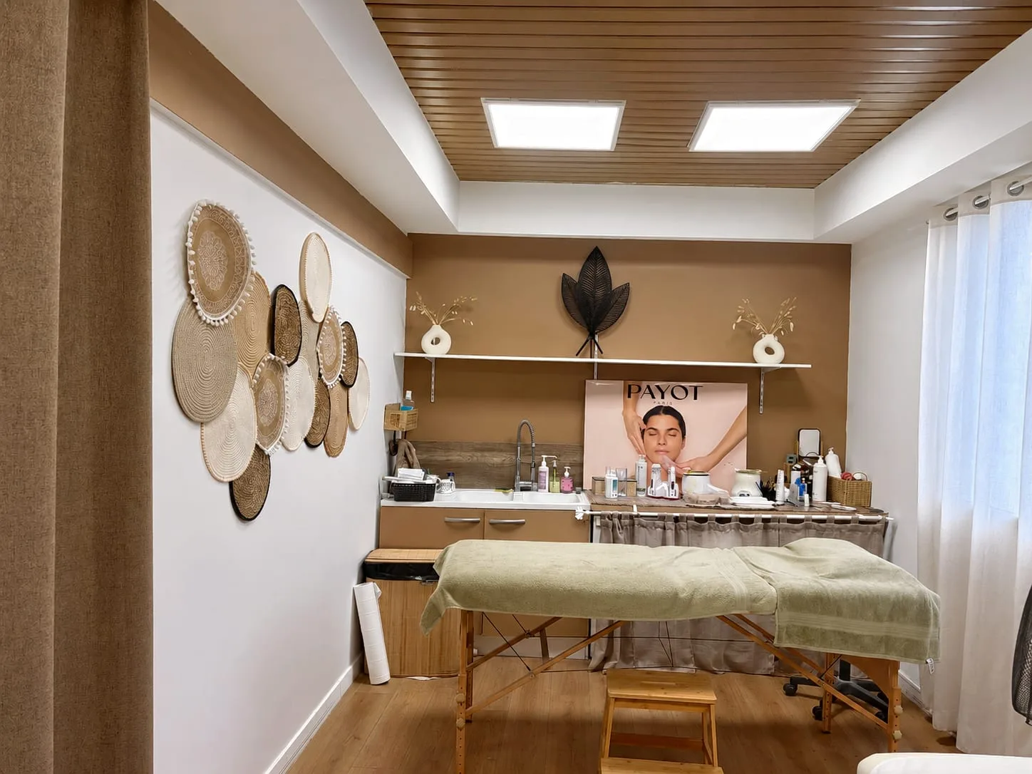 Elena Beauté - Onglerie Cournonterral - Elena Beauté - Photo Galerie - OneBooking