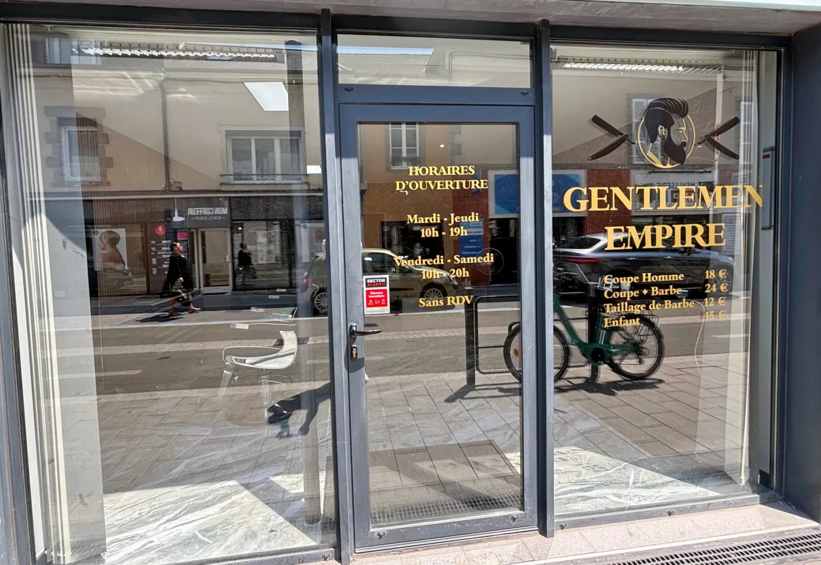 Gentlemen Empire - Coiffure Évron - Gentlemen Empire - Photo Galerie - OneBooking