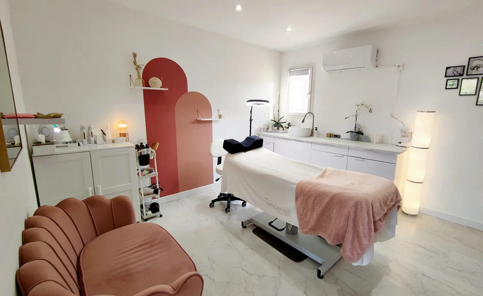 Institut de Beauté La Pause Fa'Cils - Massage Draguignan - Institut de Beauté La Pause Fa'Cils - Photo Galerie - OneBooking