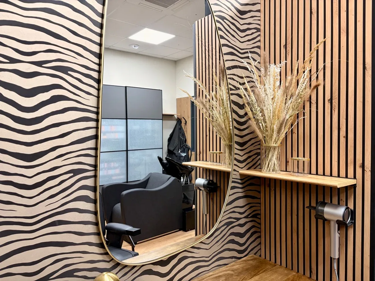 Aurélia Coiffure - Coiffure Louviers - Aurélia Coiffure - Photo Galerie - OneBooking