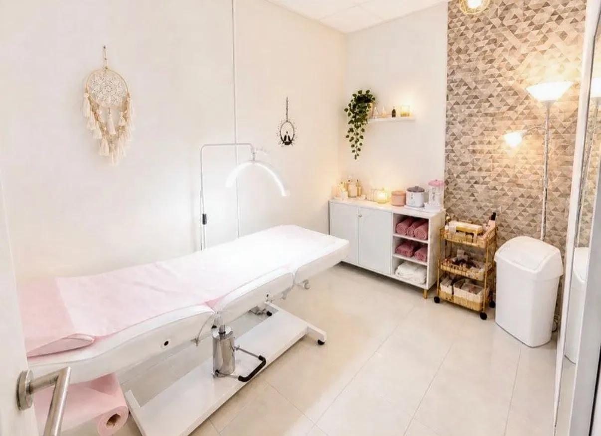 L'atelier d'Océ - Onglerie Marguerittes - L'atelier d'Océ - Photo Galerie - OneBooking