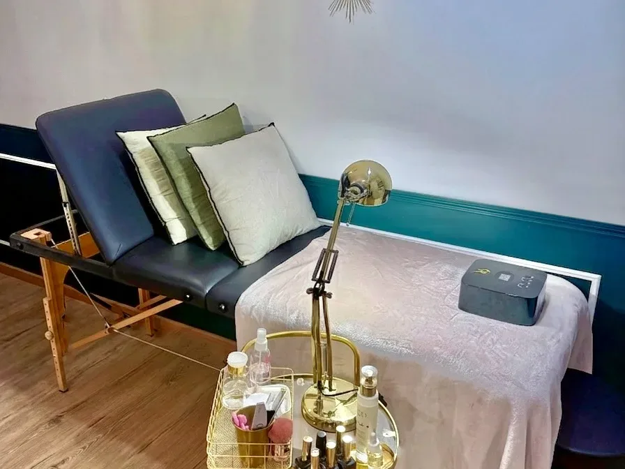 Institut d'ongles Studio Nail Chapelle sur Erdre - Onglerie La Chapelle-sur-Erdre - Institut d'ongles Studio Nail Chapelle sur Erdre - Photo Galerie - OneBooking