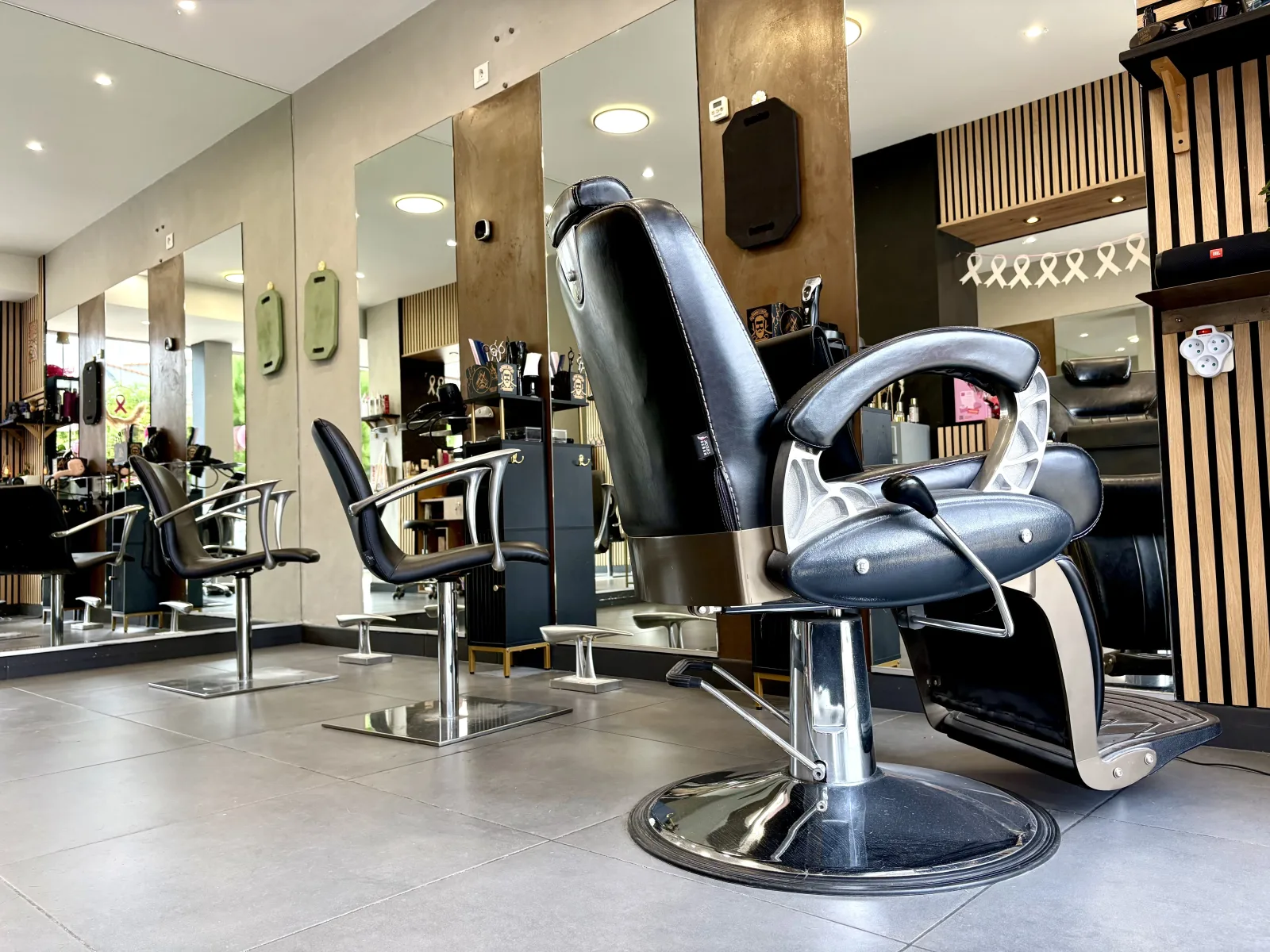 Le Salon d’Isa - Coiffure Saint-Michel-Chef-Chef - Le Salon d’Isa - Photo Galerie - OneBooking