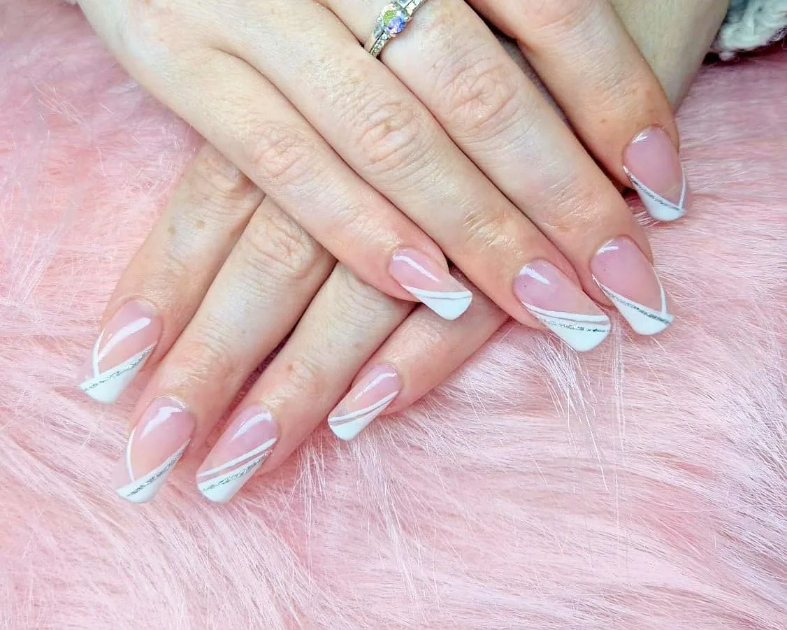 SL Nails - Onglerie Cognac - SL Nails - Photo Galerie - OneBooking