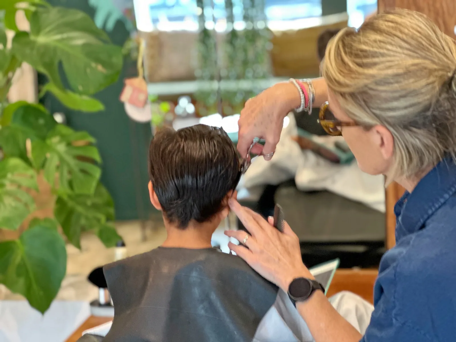 Georges Coiffure - Coiffure Saint-Denis - Georges Coiffure - Photo Galerie - OneBooking