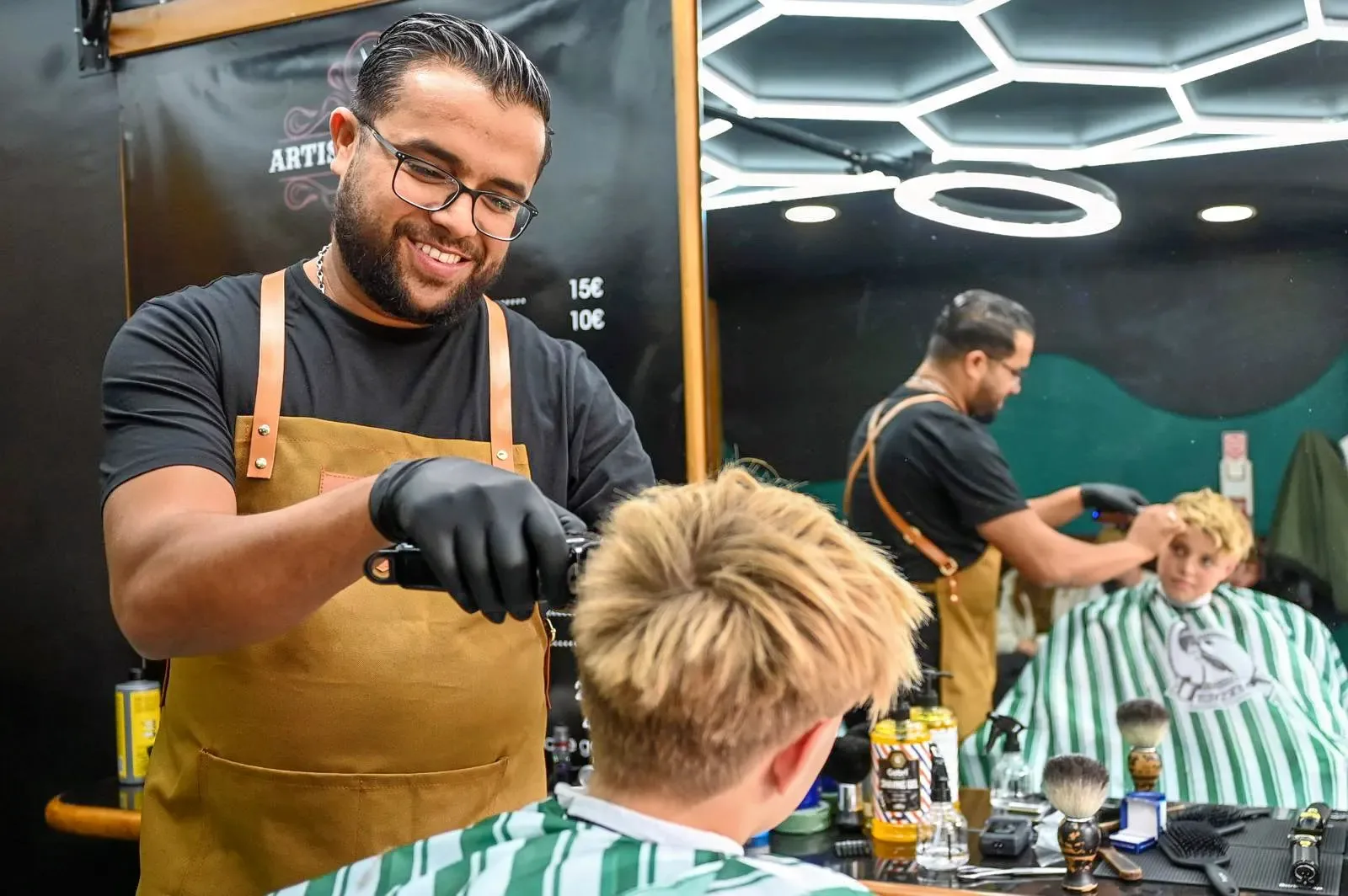 ARTISTE BARBER - Coiffure Verdun - ARTISTE BARBER - Photo Galerie - OneBooking