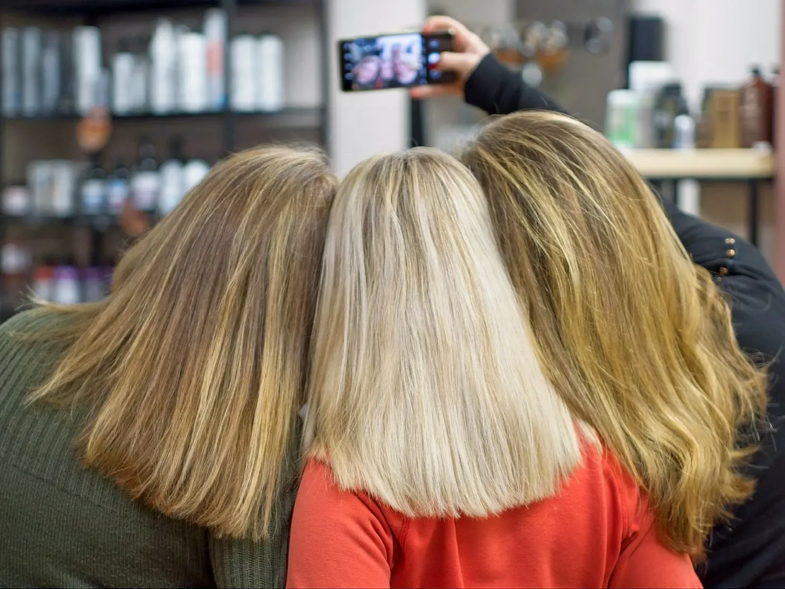 Espace coiffure - Coiffure Font-Romeu-Odeillo-Via - Espace coiffure - Photo Galerie - OneBooking