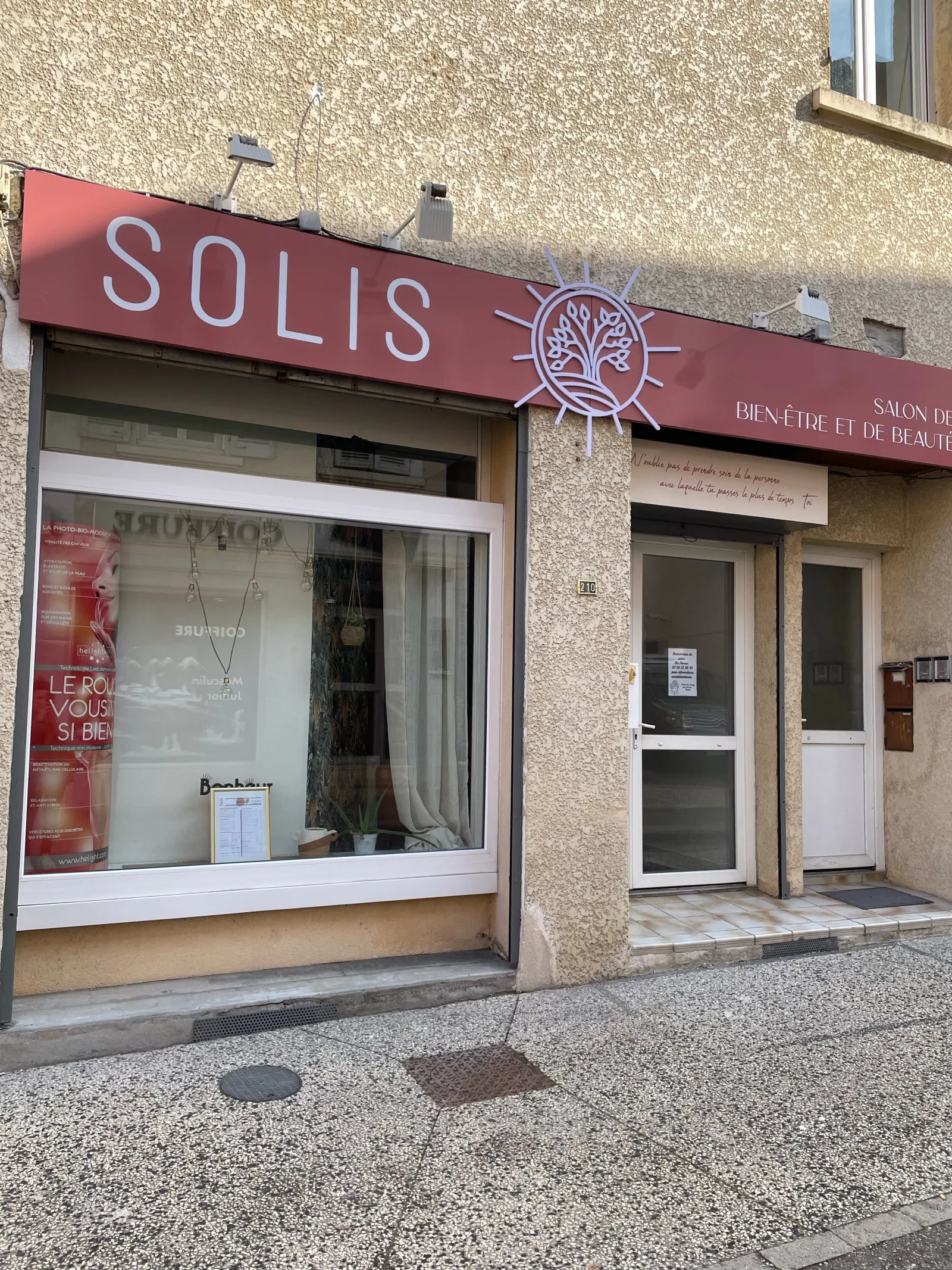 Solis - Institut de beauté La Verpillière - Solis - Photo Galerie - OneBooking