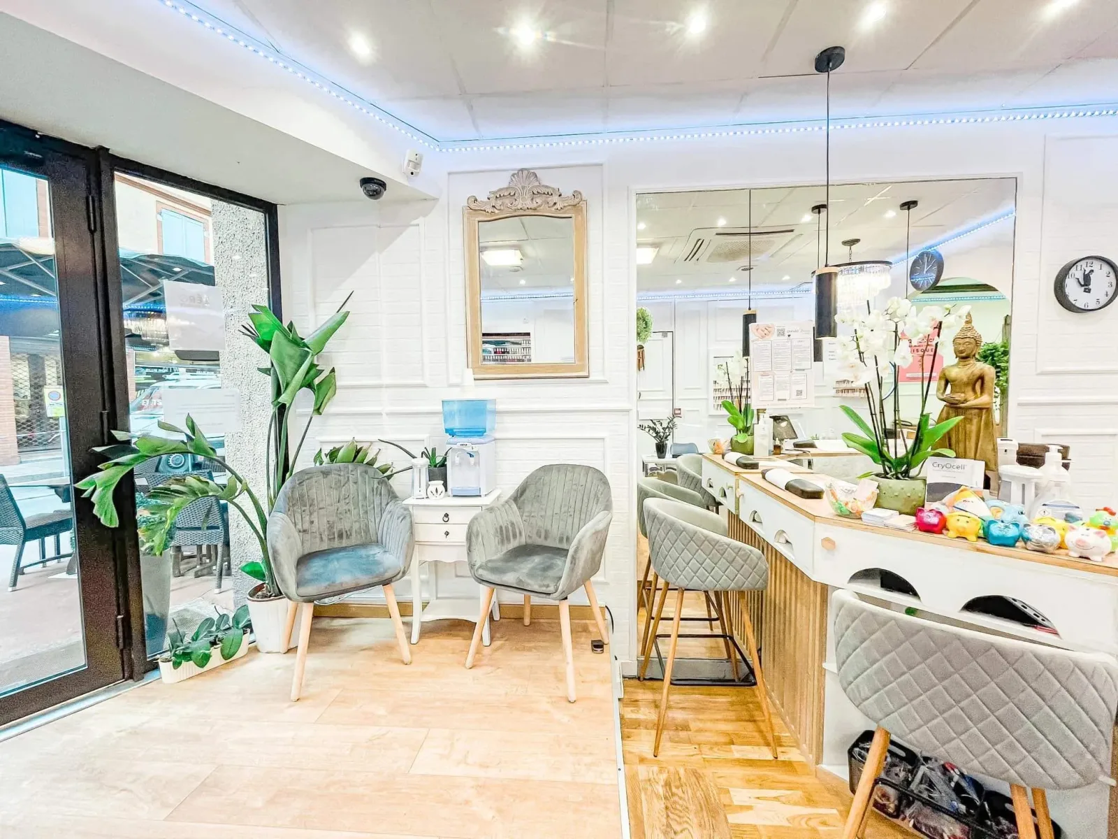 Ongles et Beauté St Georges - Onglerie Toulouse - Ongles et Beauté St Georges - Photo Galerie - OneBooking