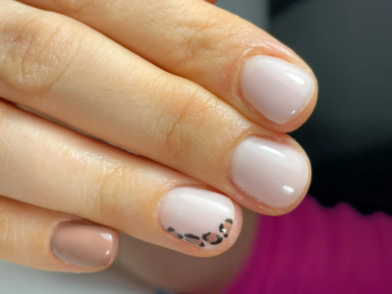 Ongles 2 Fée Prothésiste Ongulaire - Onglerie Baden - Ongles 2 Fée Prothésiste Ongulaire - Photo Galerie - OneBooking